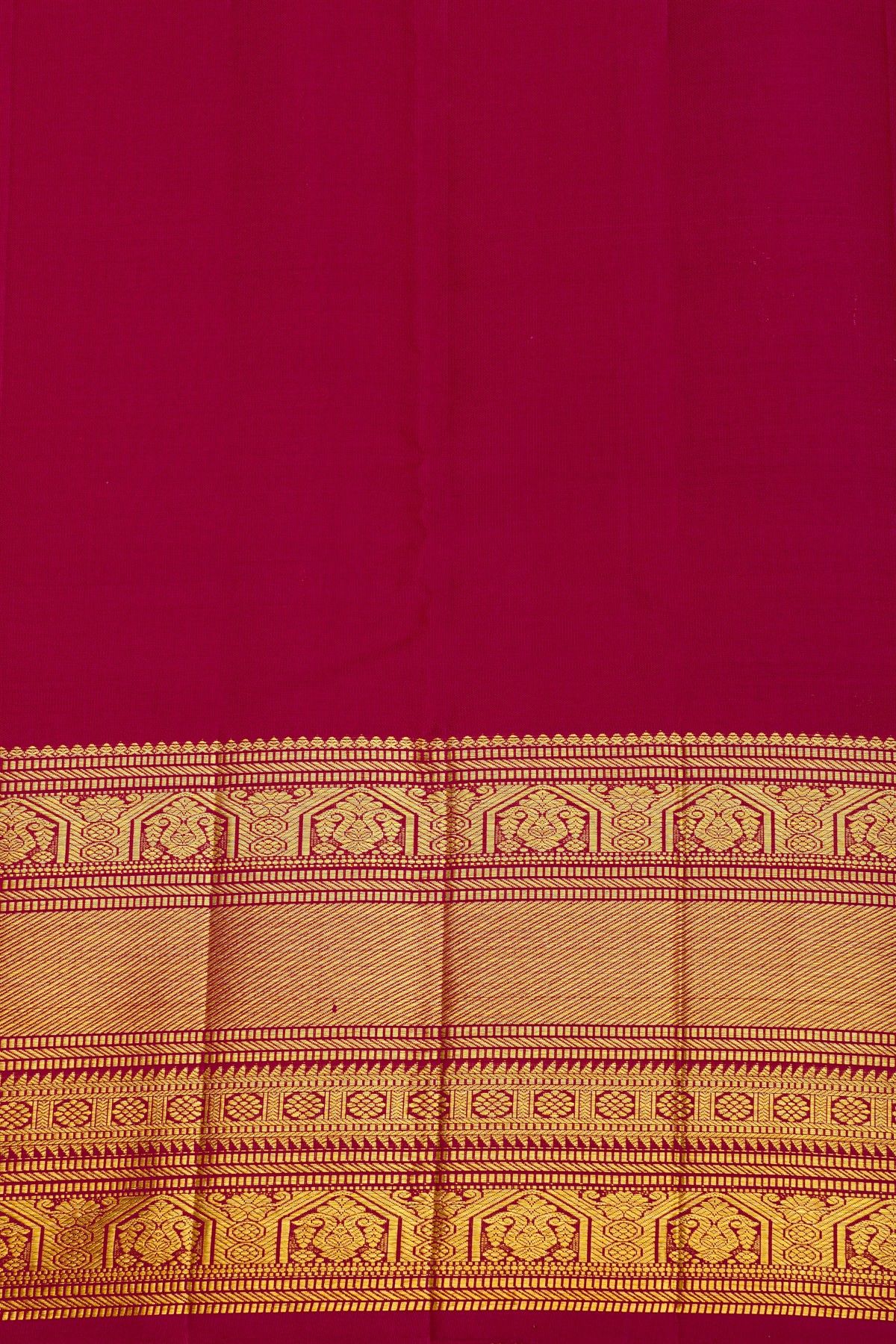 Kancheepuram Silk Magenta Saree With All Over Zari Lines Self Border