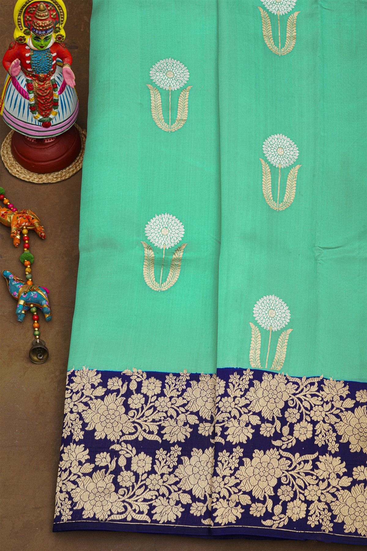 Fancy Matka Silk Sea Green Saree With Florals And Leaves Jaal Border