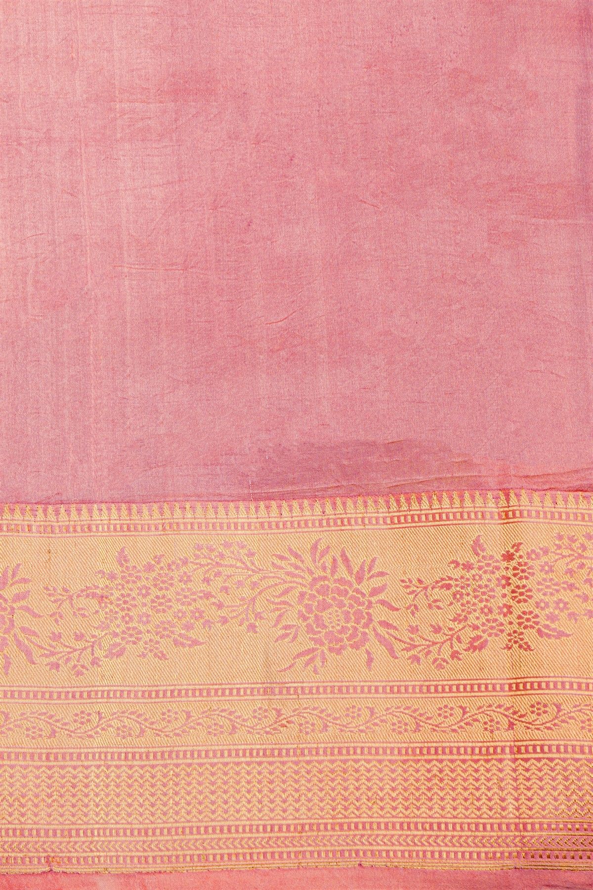 Fancy Matka Silk Magenta Saree With Florals And Leaves Body