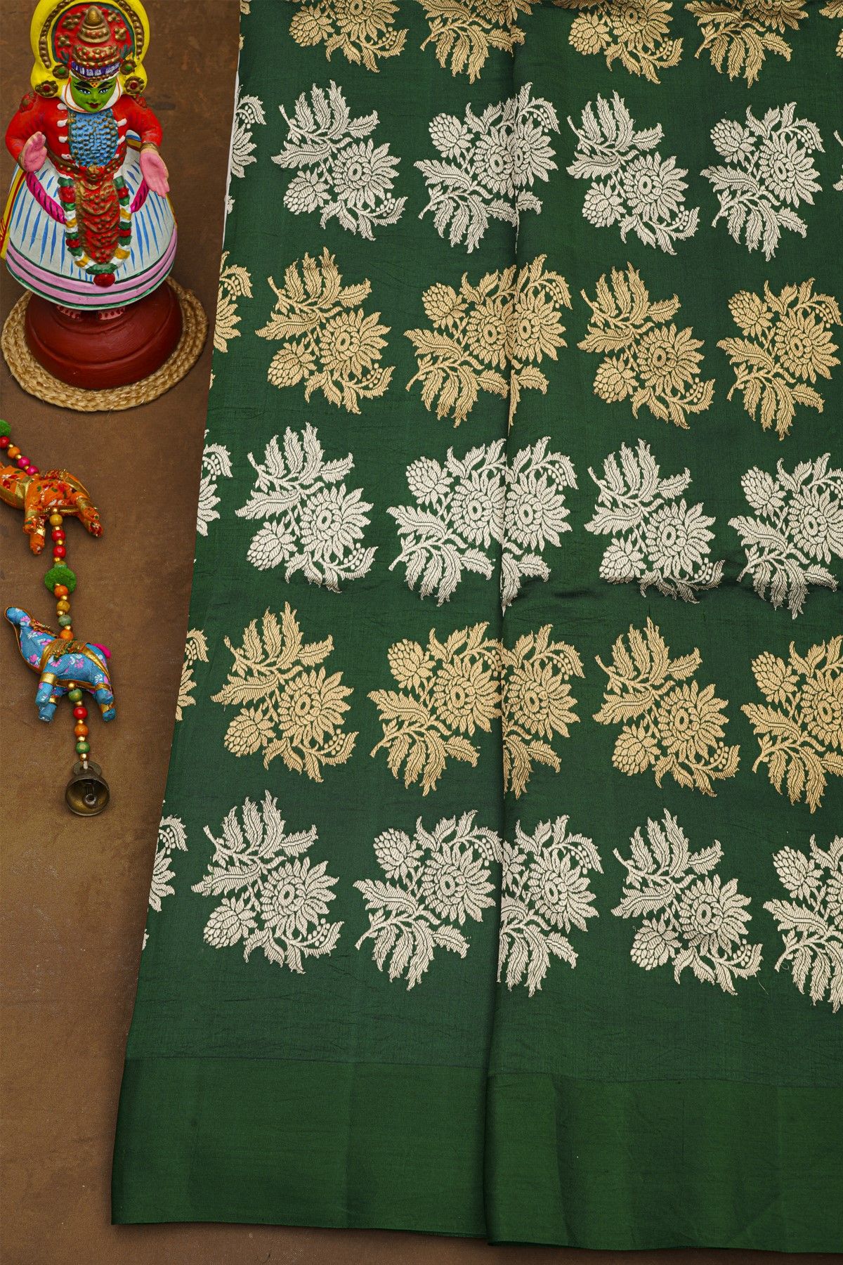 Fancy Matka Silk Bottle Green Saree With Florals And Leaves Body
