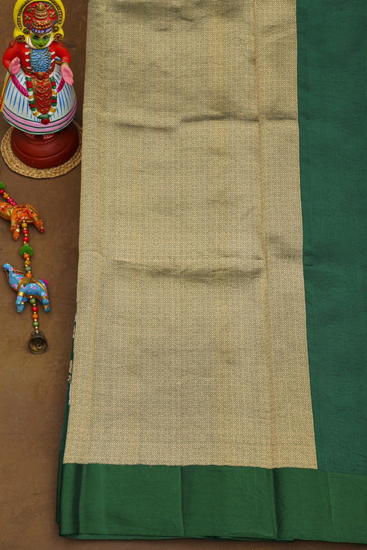 Fancy Matka Silk Bottle Green Saree With Florals And Leaves Jaal Body