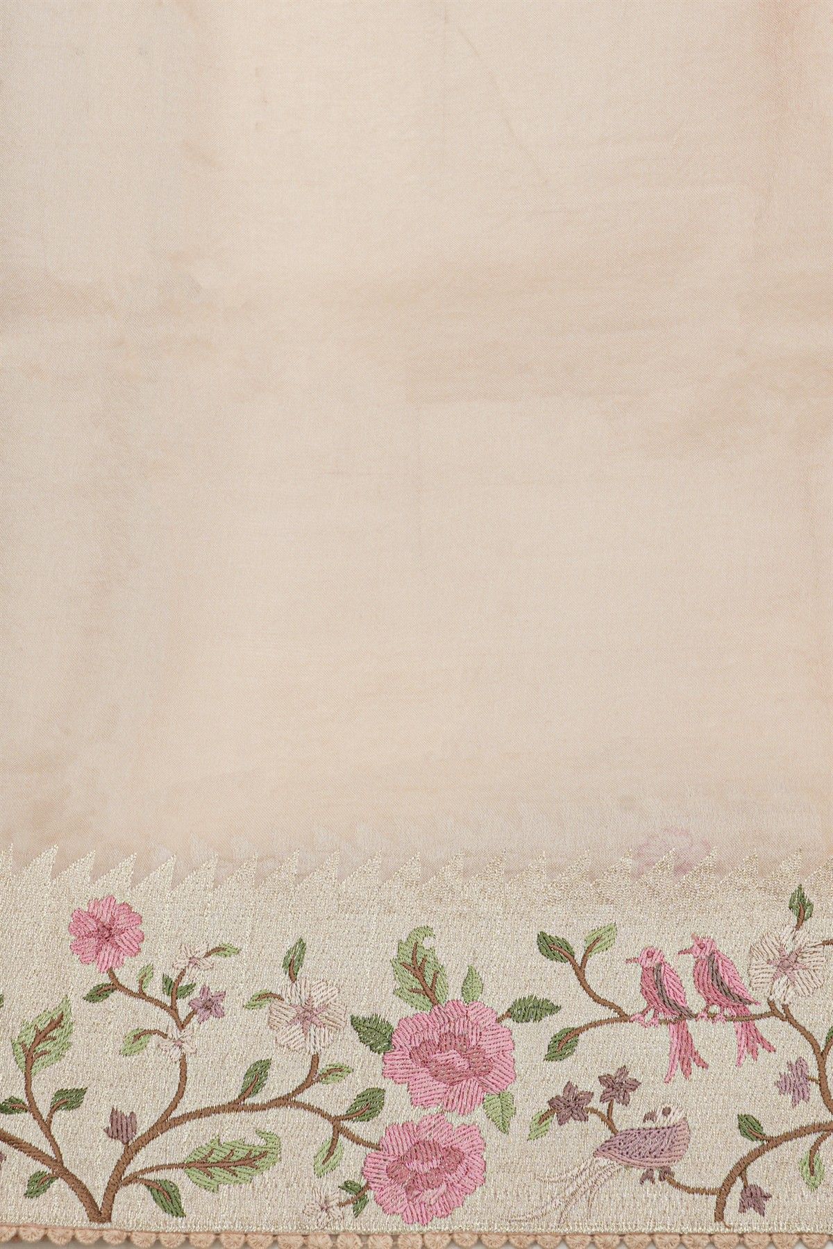 Fancy Kora Light Peach Saree With All Over Cross Checks Body And Self Design Florals And Leaves In Thread Work Border