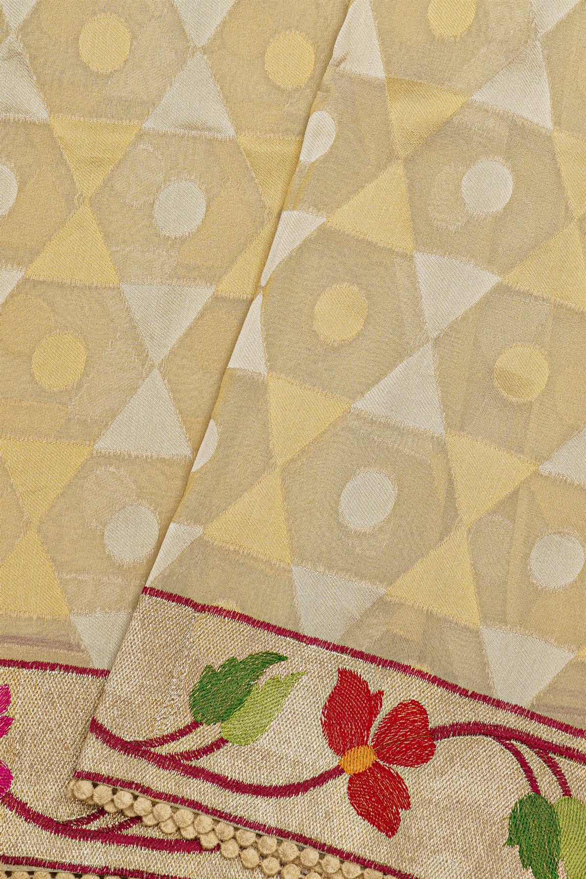 Fancy Tissue Cream Saree With Geometrical Buttis Body