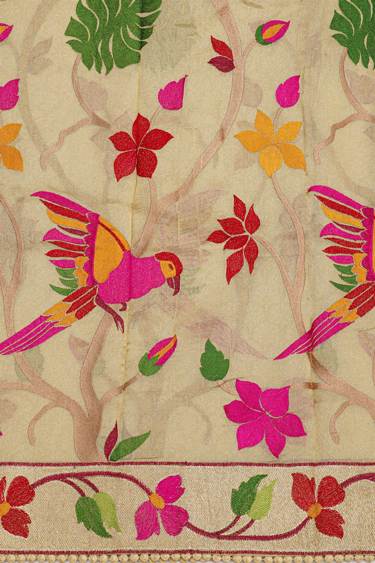Fancy Tissue Cream Saree With Geometrical Buttis Body