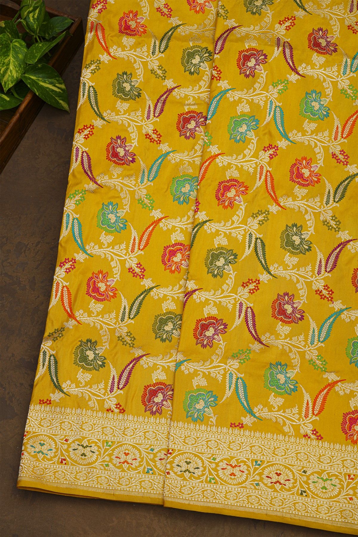 Banarasi Silk Yellow Saree With All Over Florals In Meenakari Weave