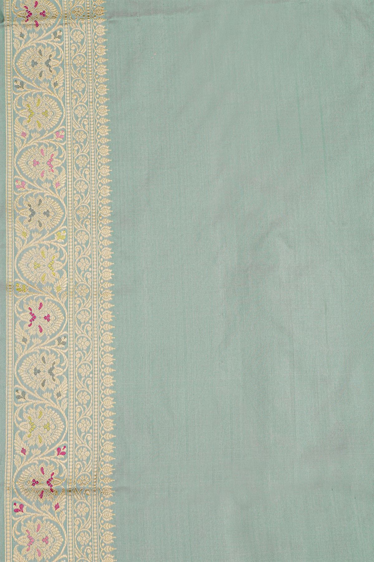 Banarasi Silk Light Grey Saree With Florals In Meenakari Weave