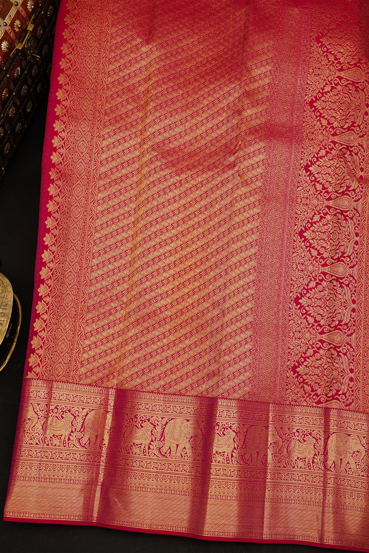 Kancheepuram Silk Pink Saree With Peacocks Buttis Self Border