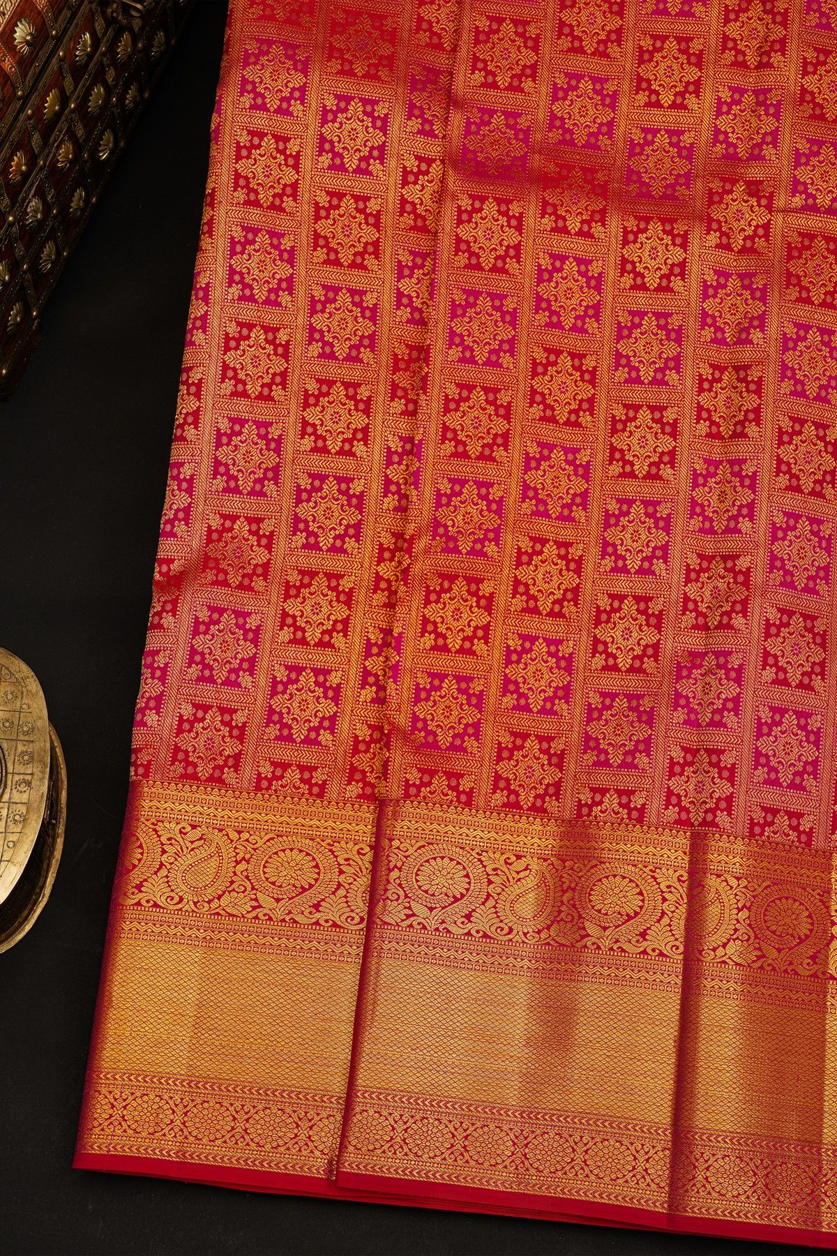 Kancheepuram Silk Dual Colour Saree With Floral Body Self Border