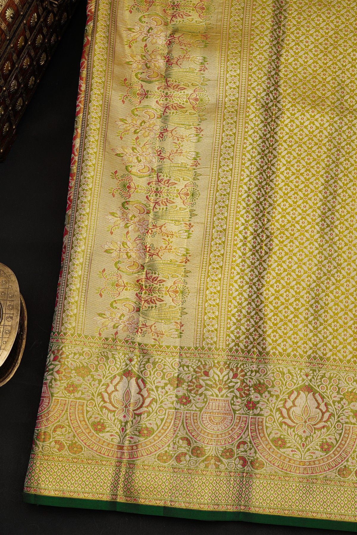 Kancheepuram Silk Dual Colour Saree With Tissue Meenakari Border