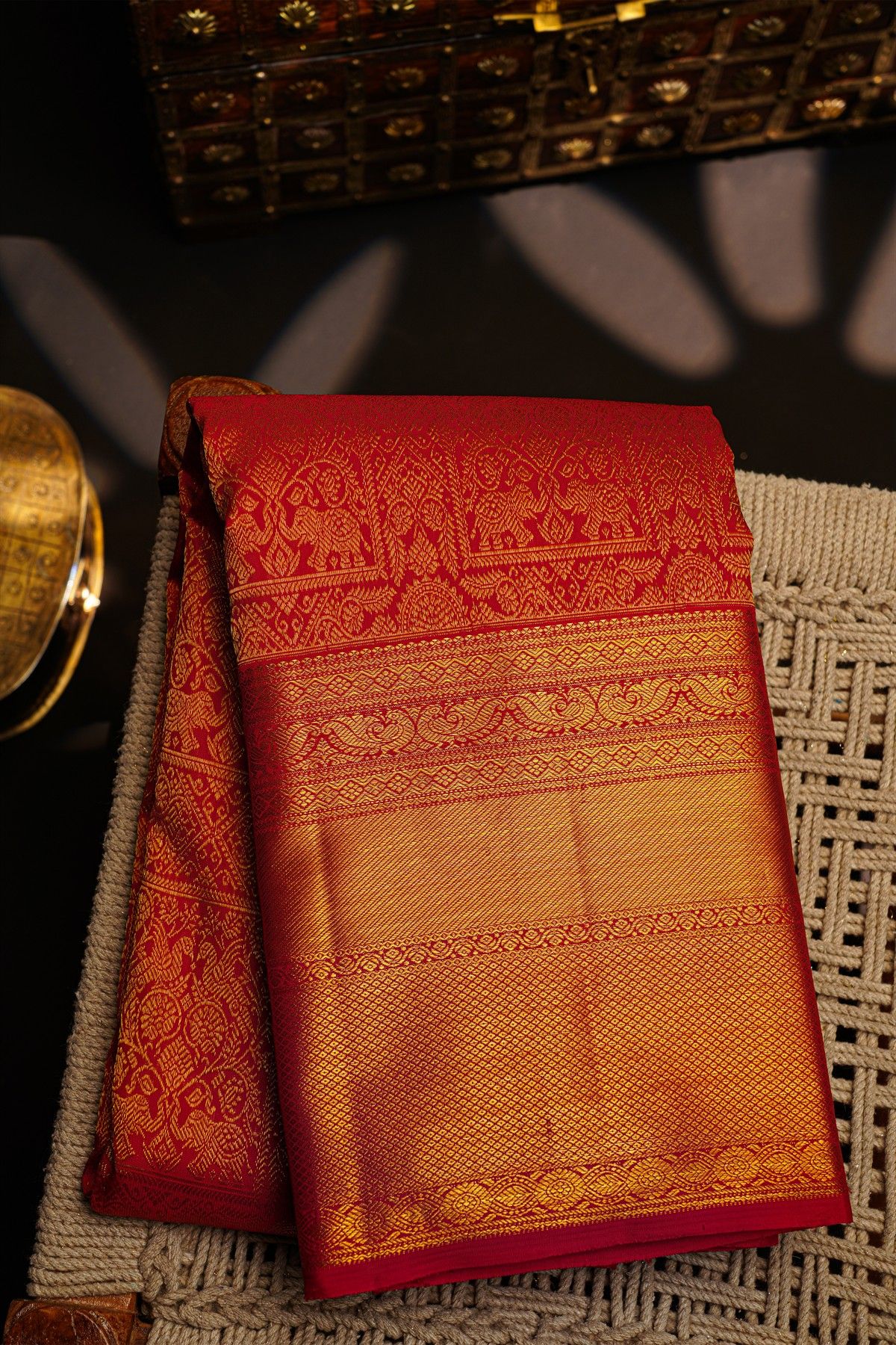 Kancheepuram Silk Maroon Saree With Animals Body Self Border