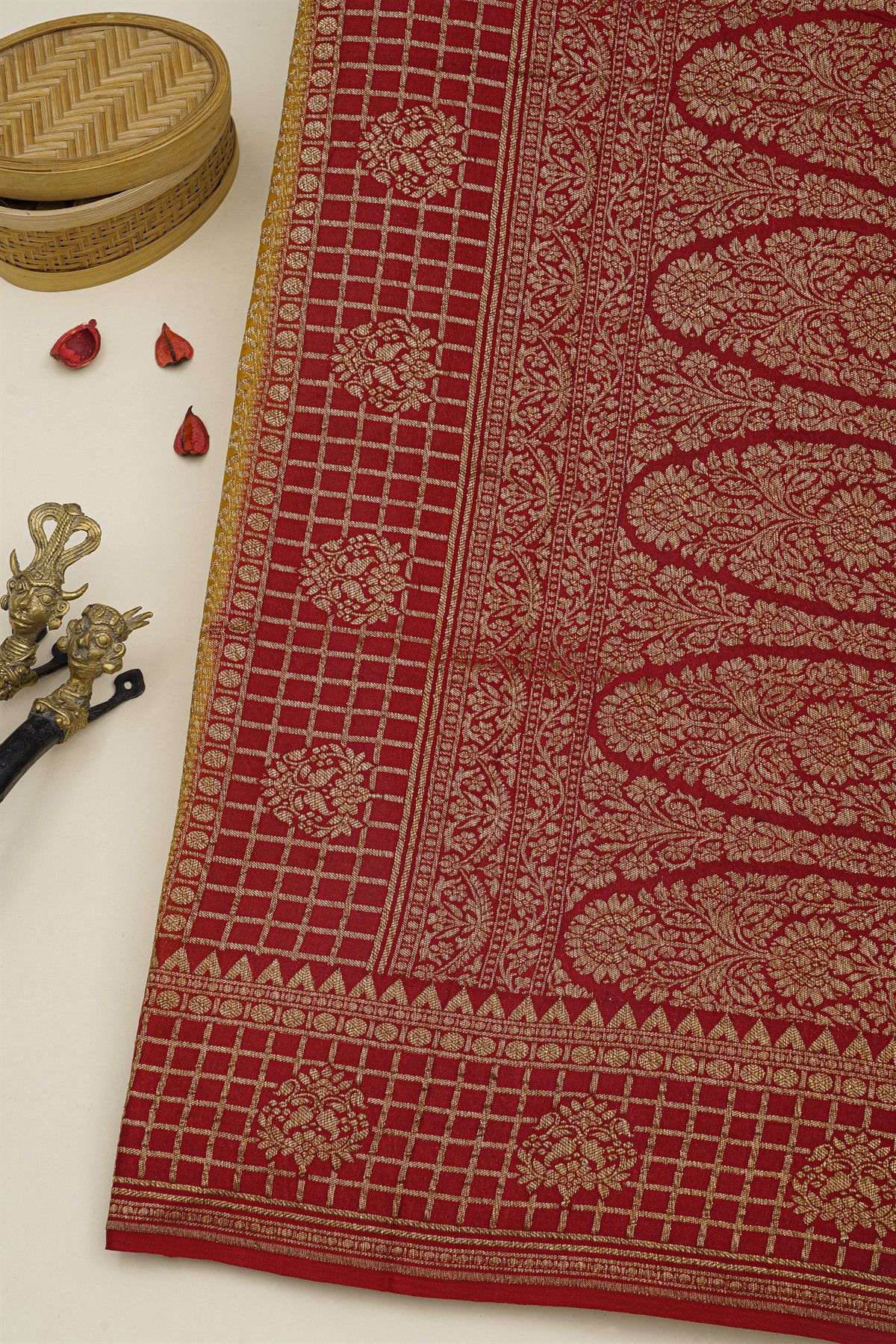 Banarasi Kaddi Georgette Mustard Saree With Floral Buttis Body