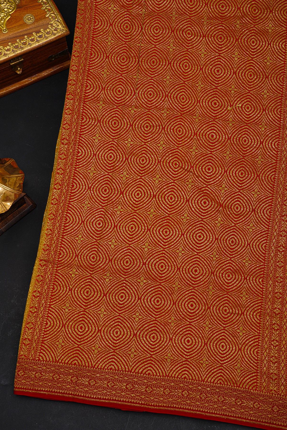 Fancy Georgette Yellow Saree With Florals And Leaves Body And Contrast Florals And Leaves Border