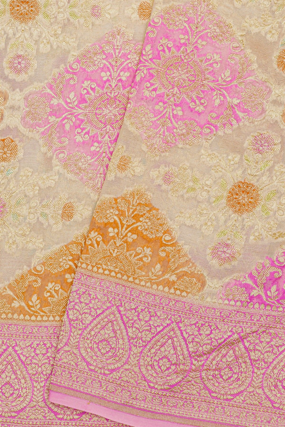 Fancy Georgette Off White Saree With Florals With Leaves Body And Self Florals And Leaves Jaal Border