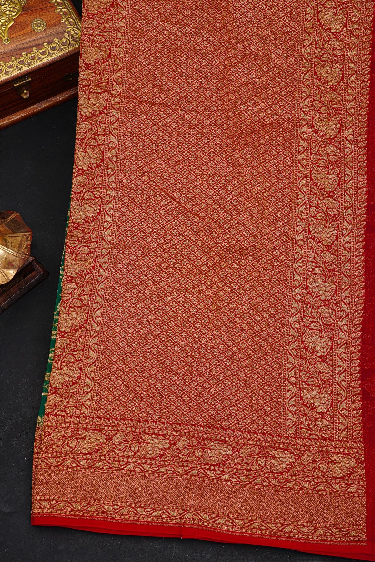 Fancy Georgette Bottle Green Saree With Florals And Leaves Body And Contrast Florals And Leaves Border