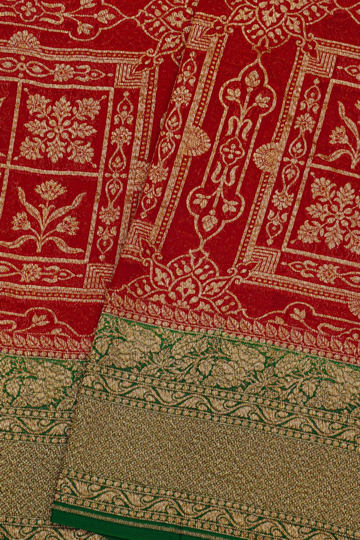 Fancy Georgette Maroon Saree With Florals And Leaves Body And Contrast Florals And Leaves With Kaadi Border