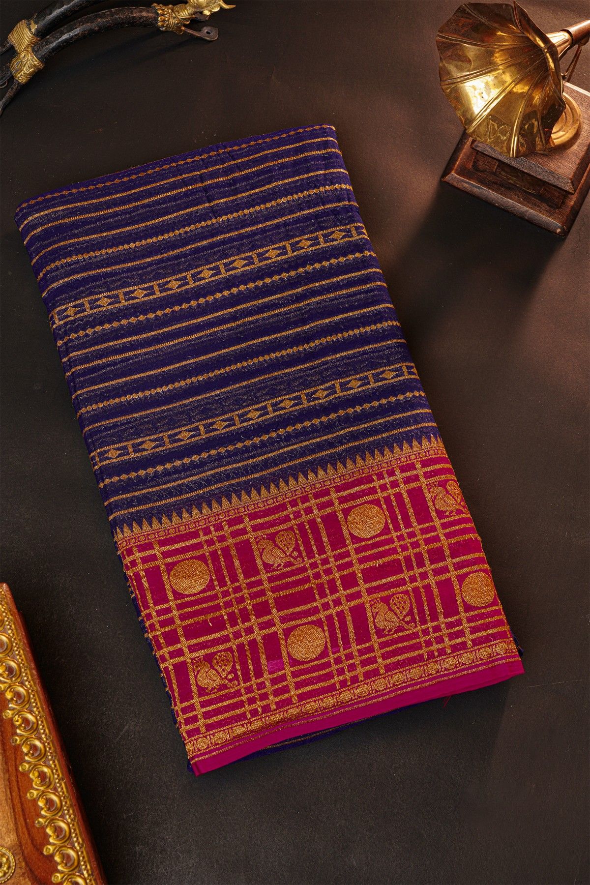 Fancy Georgette Violet Saree With Florals And Leaves Jaal, Florals And Buttis Body And Contrast Florals And Leaves Jaal With Animals Border