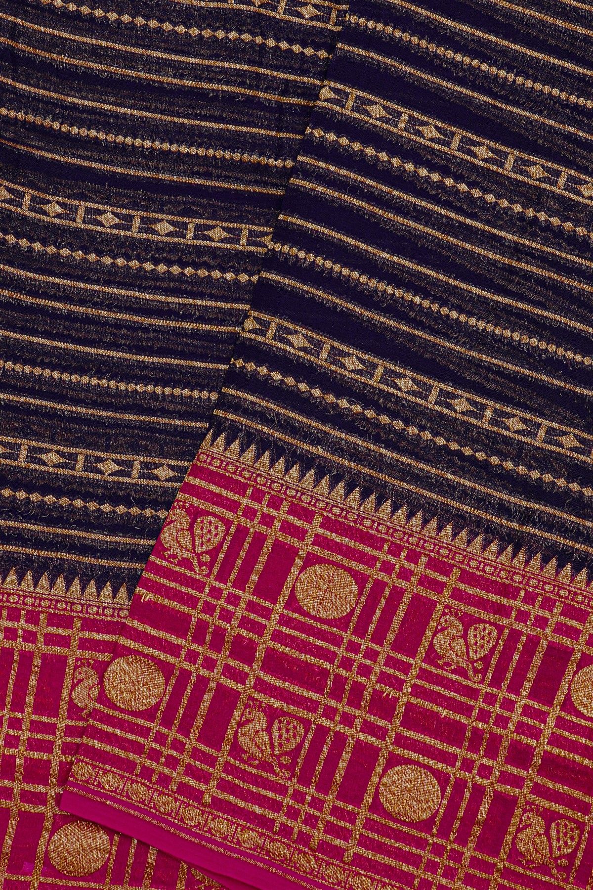 Fancy Georgette Violet Saree With Florals And Leaves Jaal, Florals And Buttis Body And Contrast Florals And Leaves Jaal With Animals Border