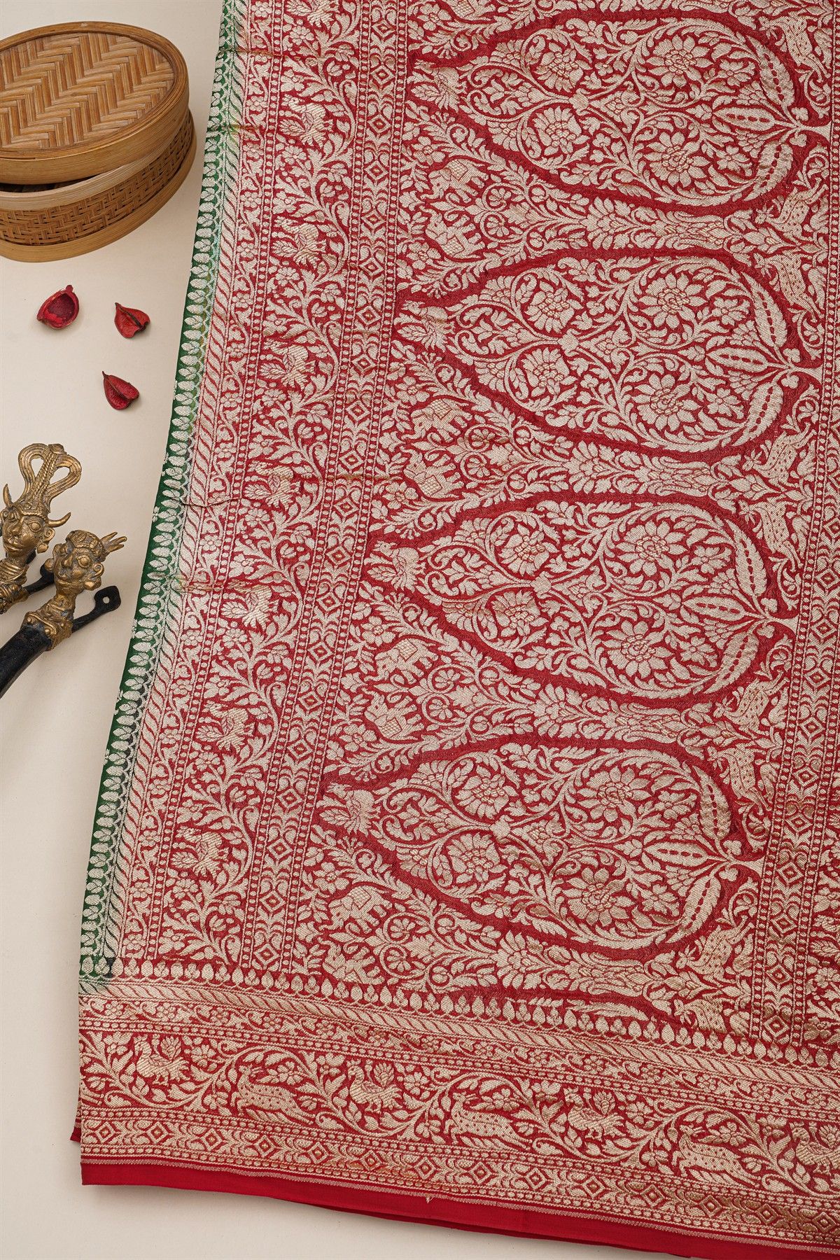 Banarasi Kaddi Georgette Bottle Green Saree With Florals And Animals Body