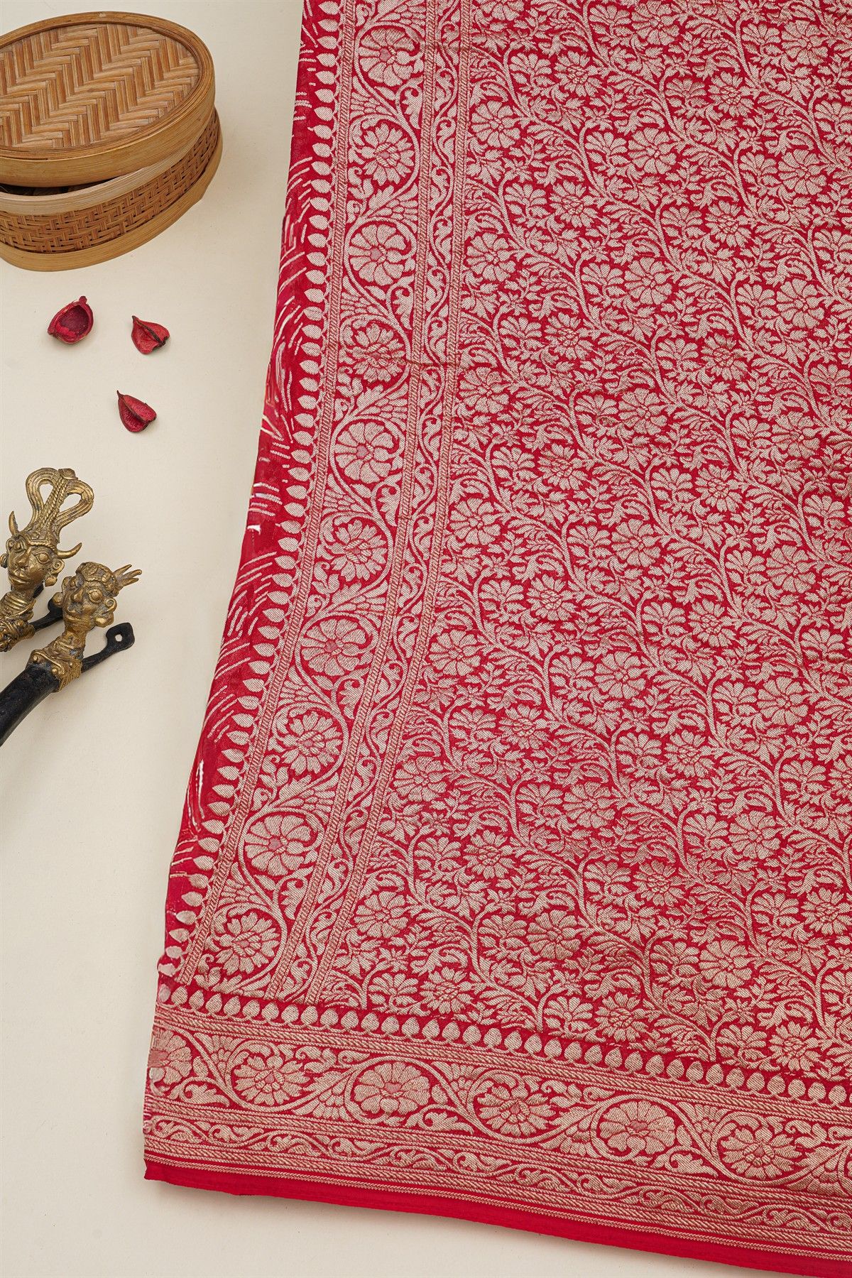 Banarasi Kaddi Georgette Red Saree With Geometric Shapes Body