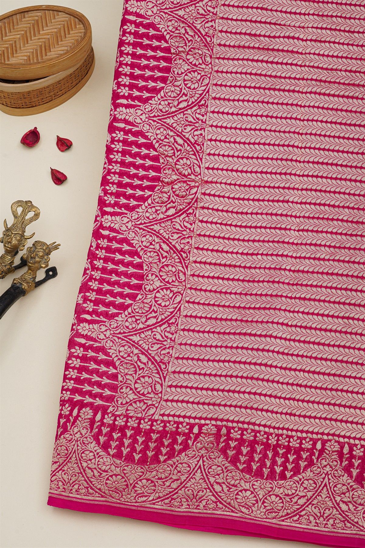 Banarasi Kaddi Georgette Magenta Saree With Birds And Florals In Cross Checks Body