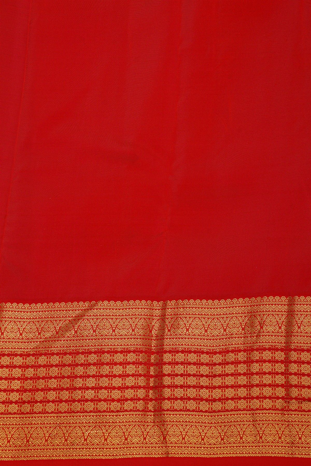 Kancheepuram Silk Black Saree With Florals And Leaves In Zari