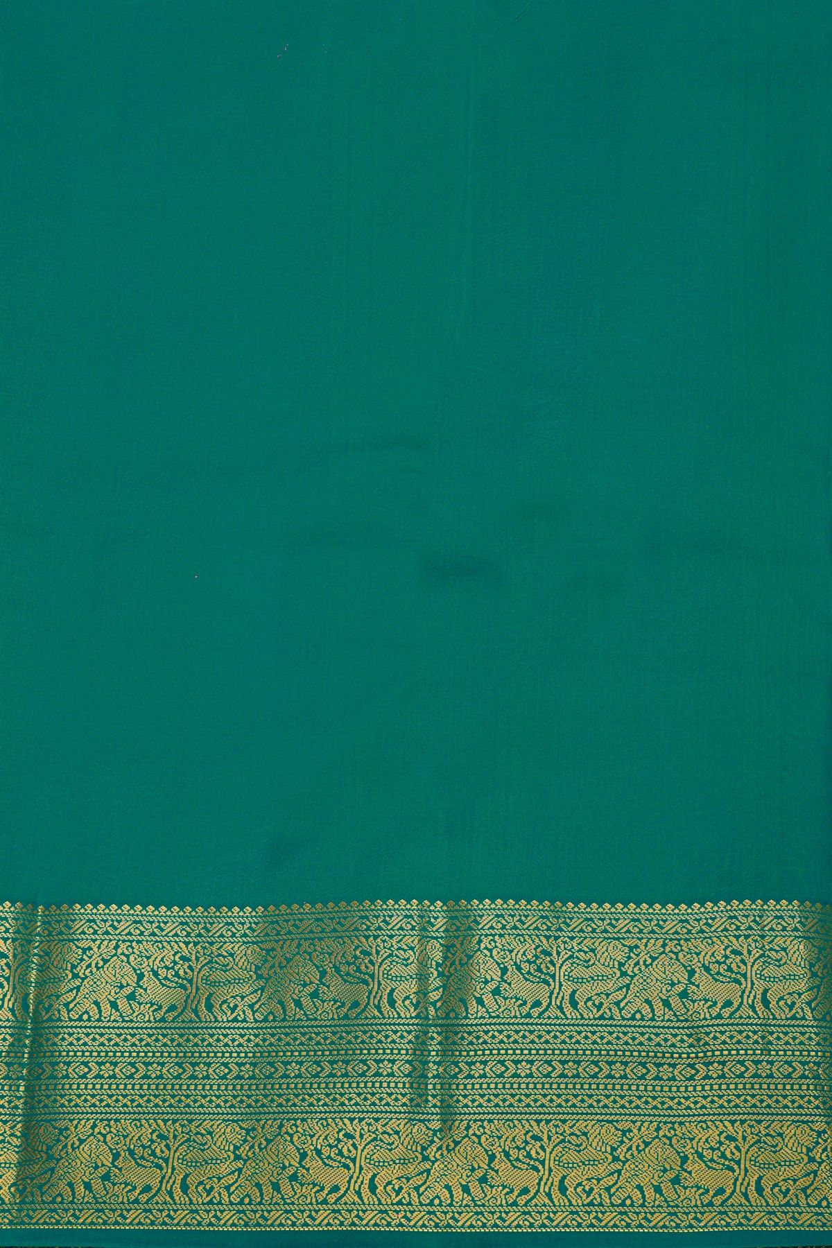 Kancheepuram Silk Lavender Saree With Florals And leaves In Zari