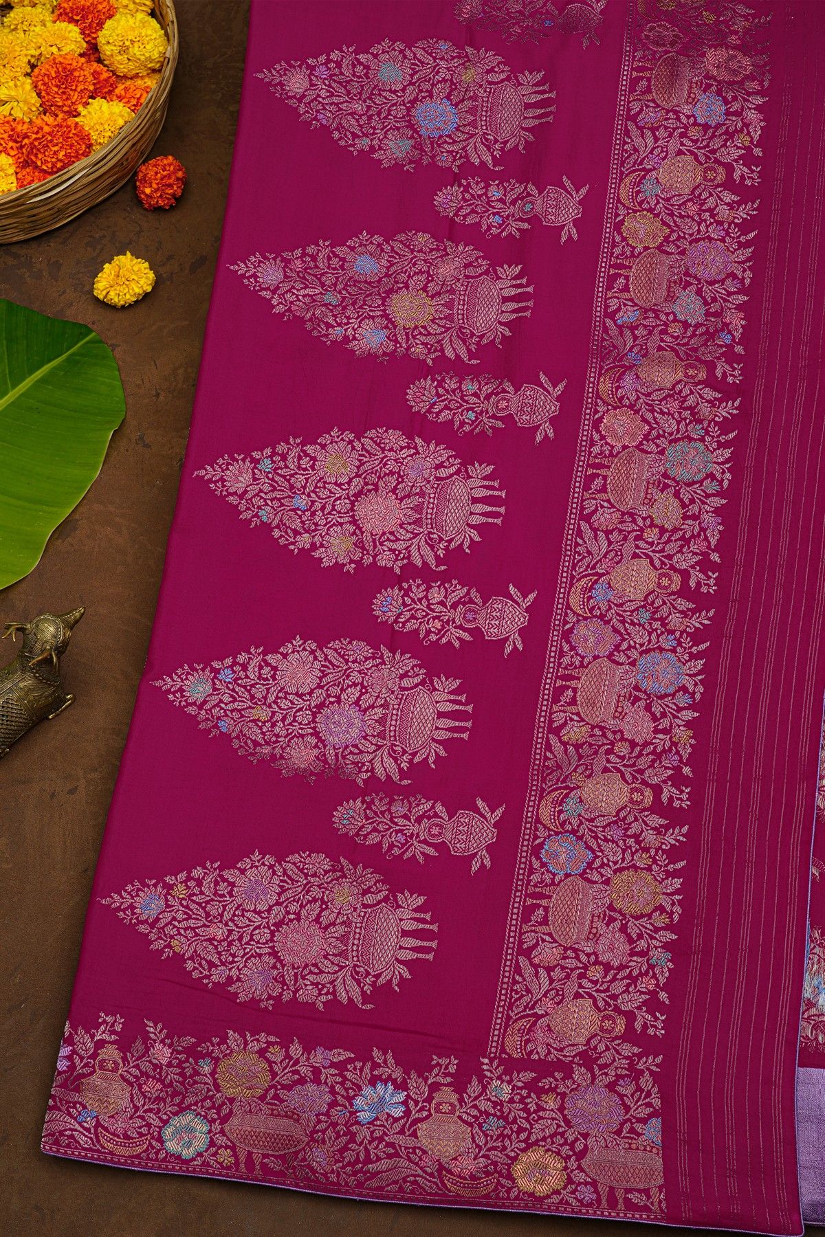 Banarasi Silk Jamdani Weaving Dark Pink Saree With Florals And Leaves Body And Self Florals And Leaves Border