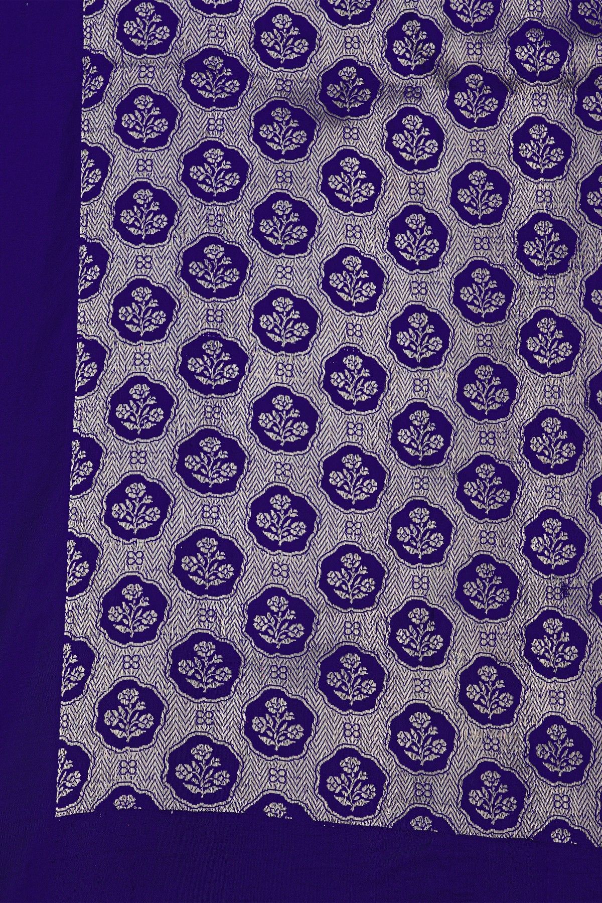 Banarasi Soft Silk Royal Blue Saree With Florals With Leaves Body And Self Florals And Leaves Border