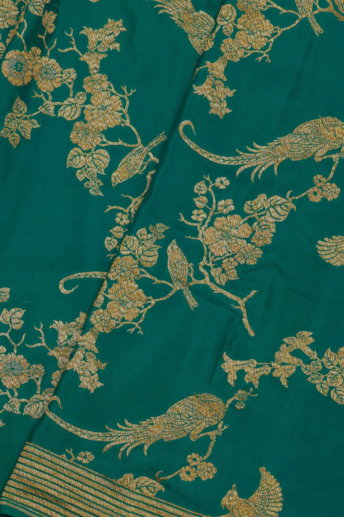 Banarasi Kaddi Georgette Peacock Green Saree With Zari Lines Border