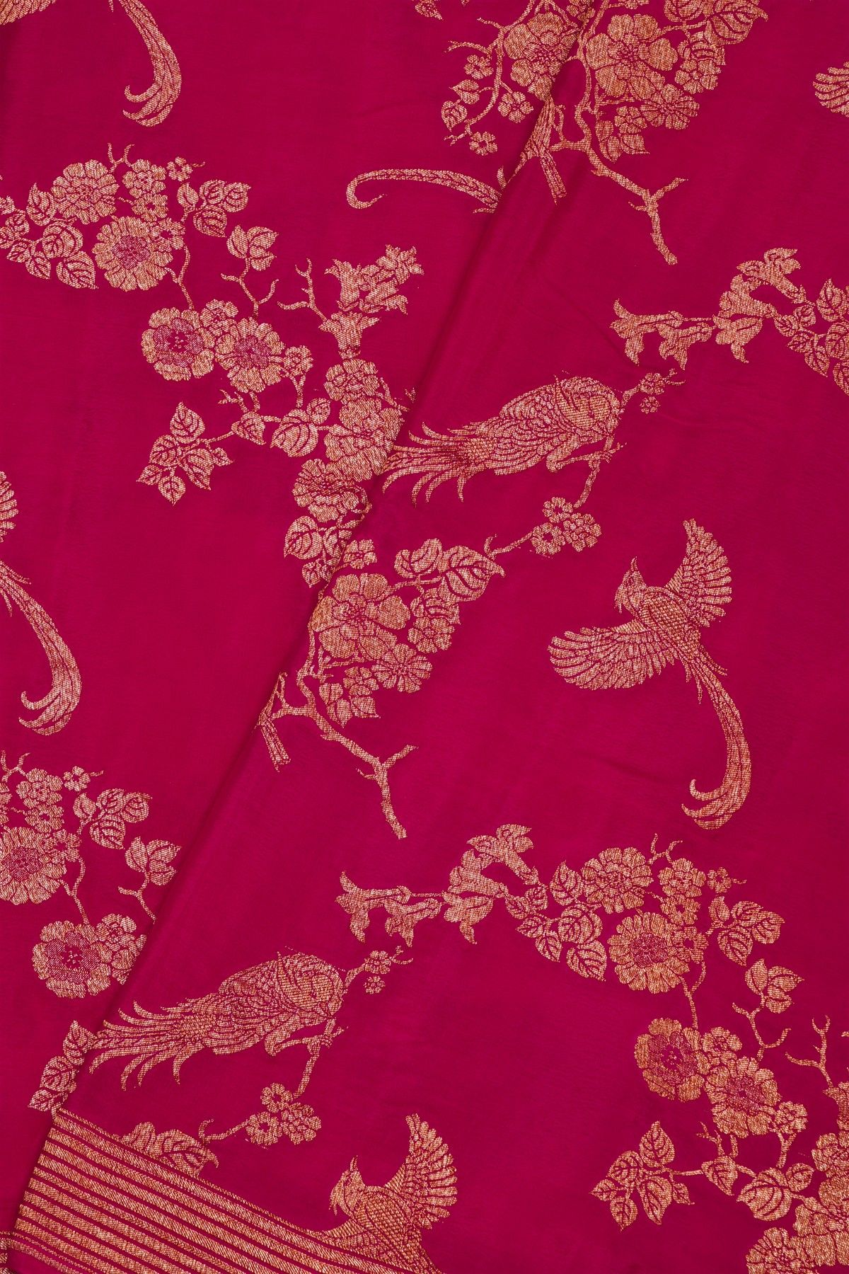 Banarasi Kaddi Georgette Magenta Saree With Zari Lines Border