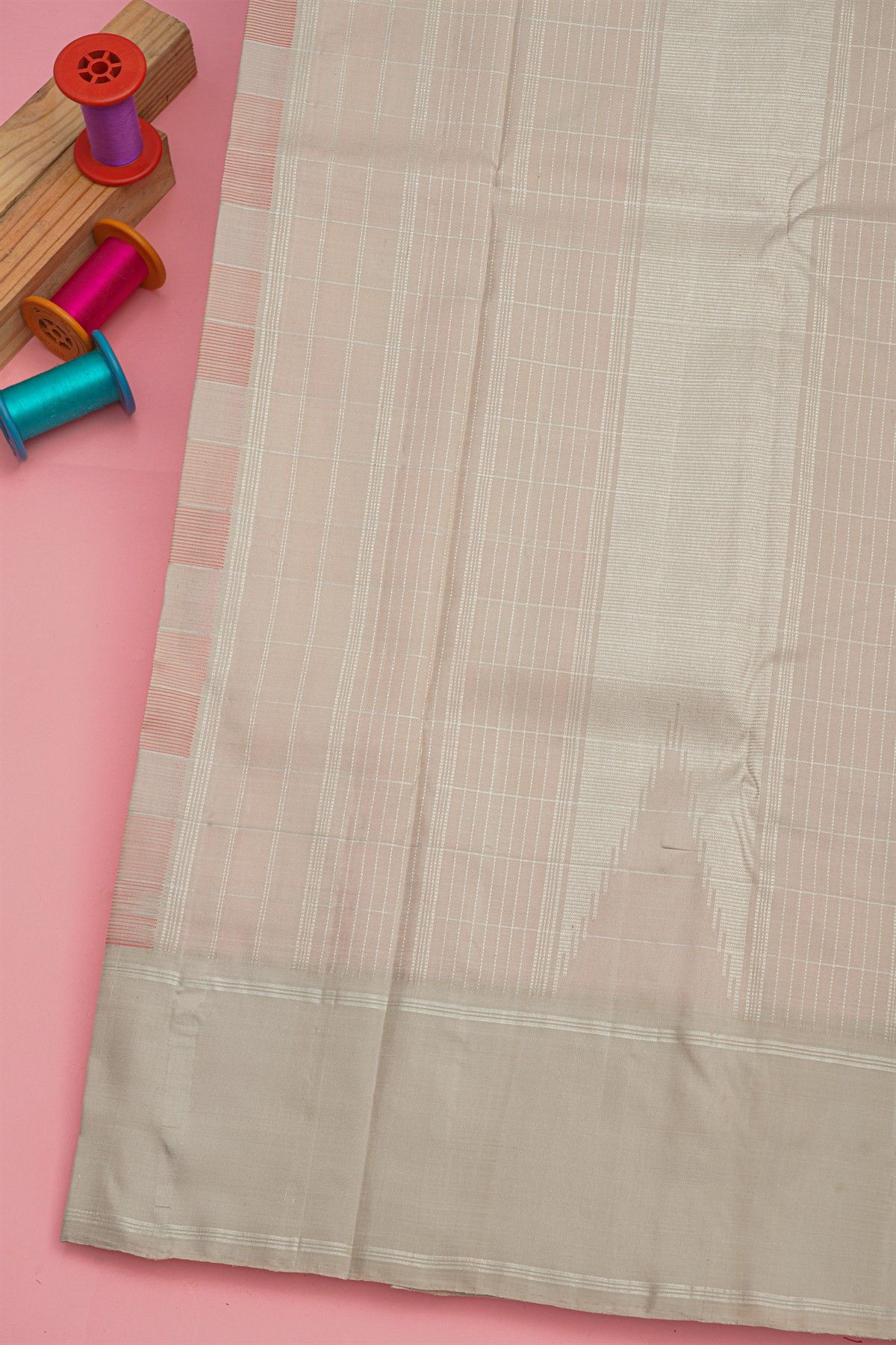 Kancheepuram Silk Peach Pink Saree With Dual Colour Checks Body Plain Border