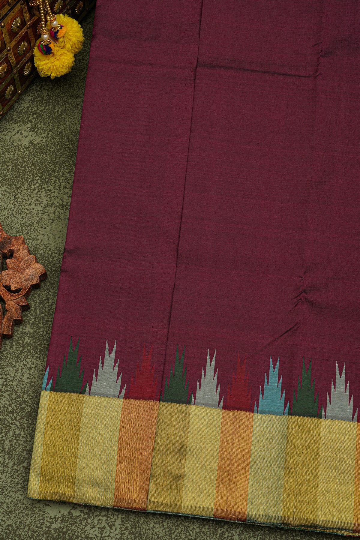Kancheepuram Silk Wine Saree With Contrast Multicolour Temple Border And Kaddi Pallu