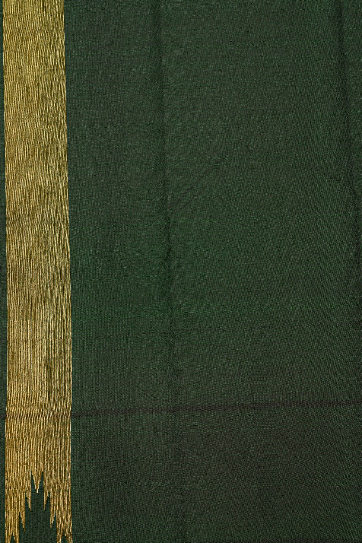 Kancheepuram Silk Wine Saree With Contrast Multicolour Temple Border And Kaddi Pallu