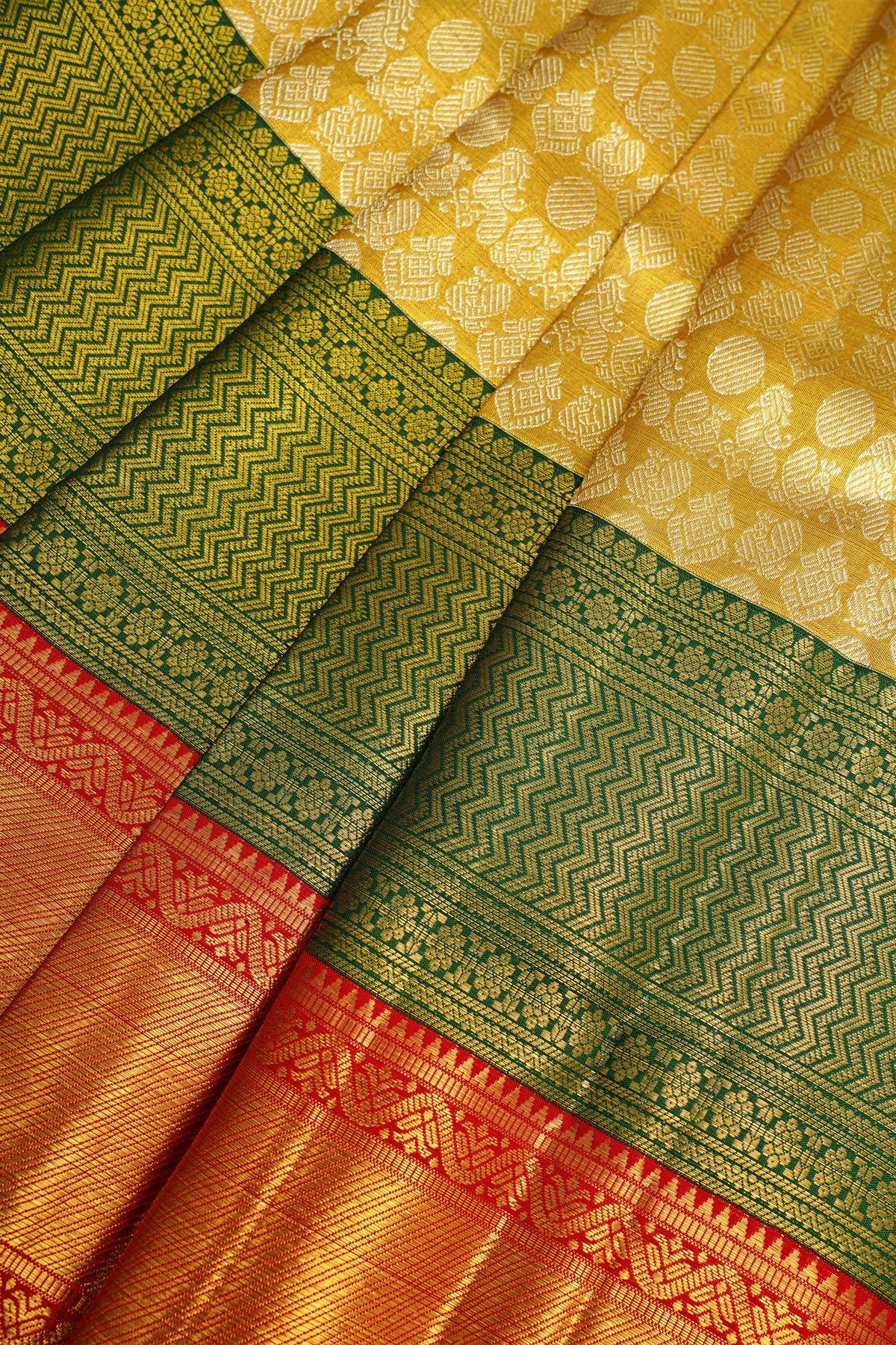 Kancheepuram Tissue Gold Saree With Majestic Floral Brocade Pallu
