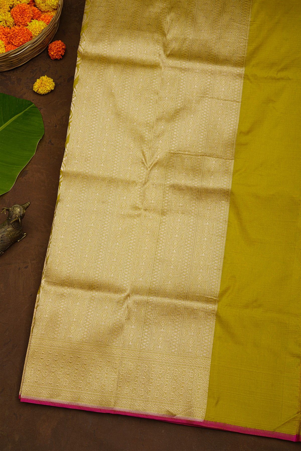 Banarasi Silk Mehendi Green Saree With Florals And Birds