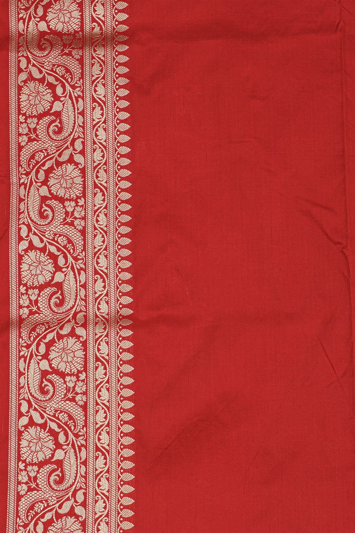 Banarasi Silk Maroon Saree With Florals And Leaves Jaal Body