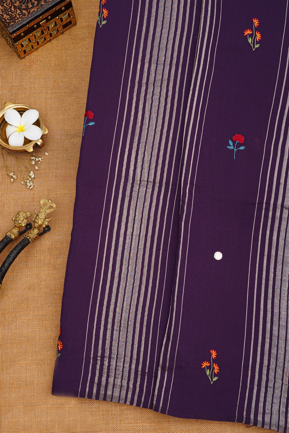 Fancy Kora Navy Blue Saree With Lines And Florals Body And Kaddi Pallu
