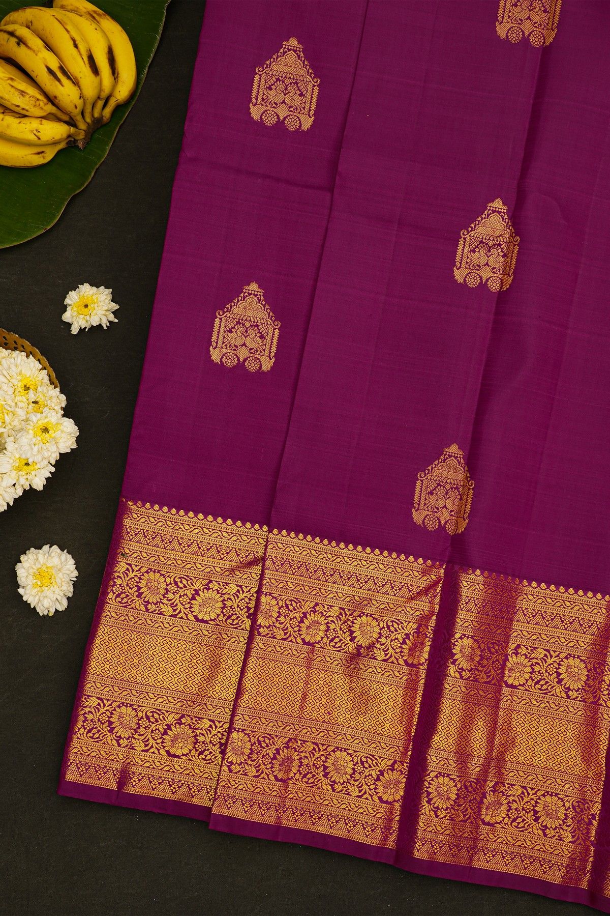 Kancheepuram Silk Deep Magenta Saree With Pallaki Motifs Body