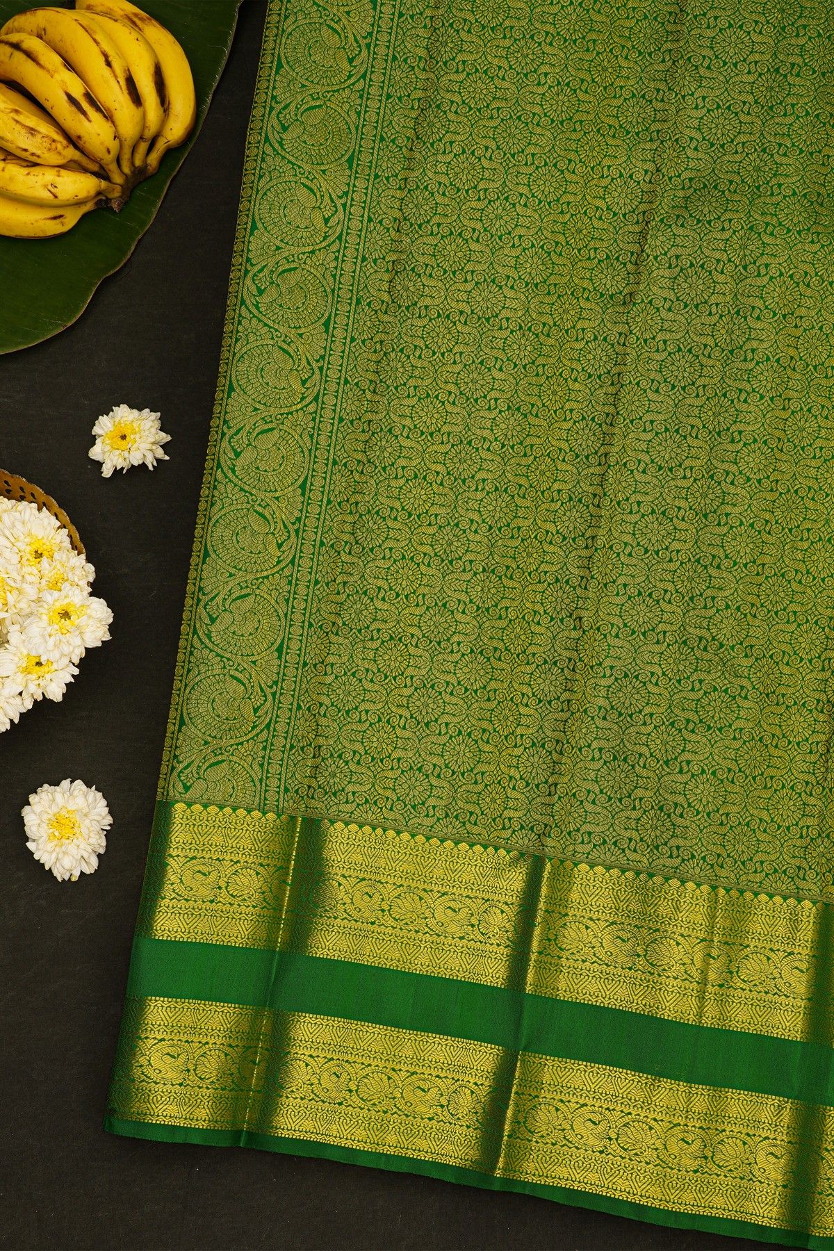 Kancheepuram Silk Sea Green Saree With Paisley Motifs Body Gap Border