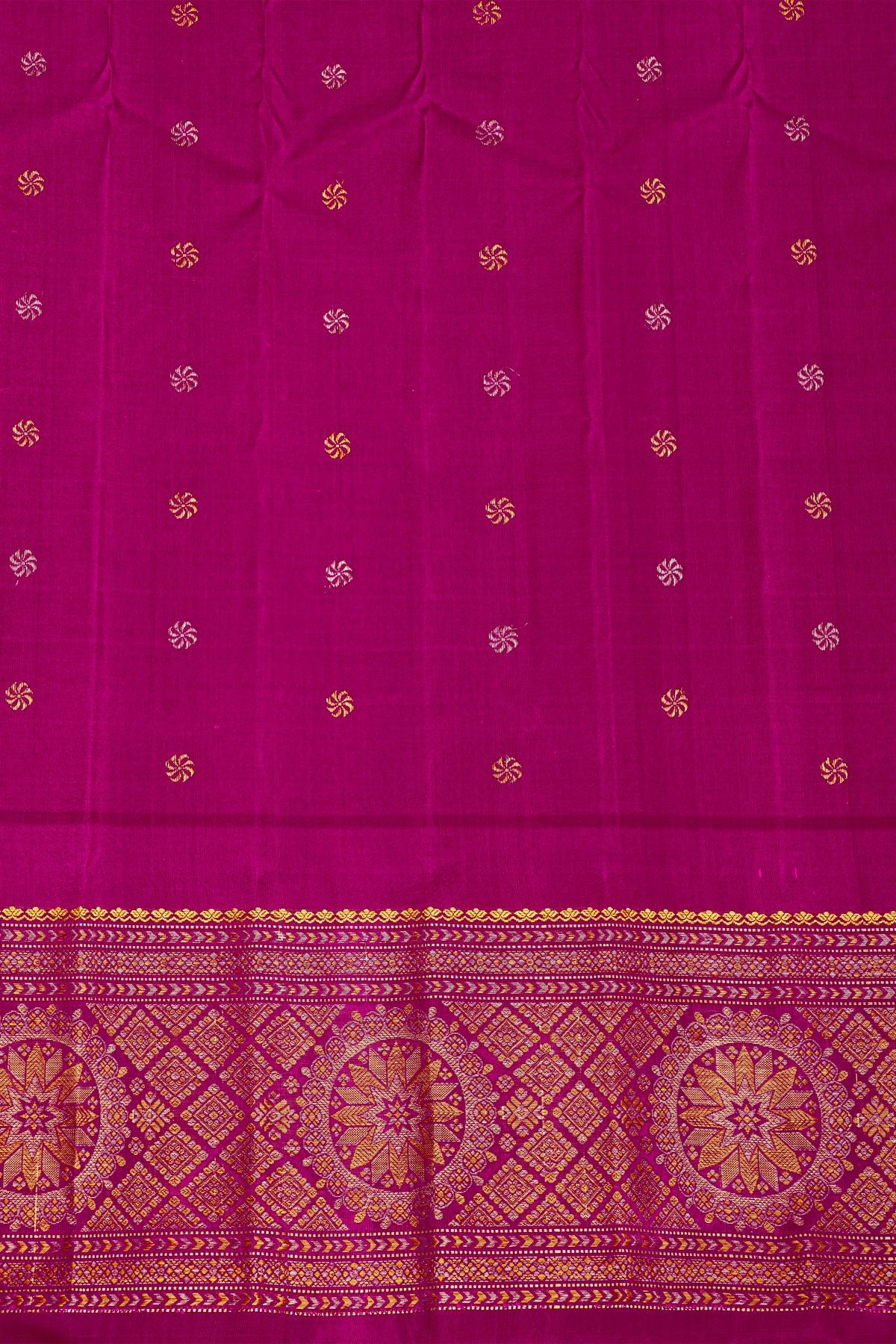 Gadwal Silk Magenta Saree With Florals Buttis In Zari Body