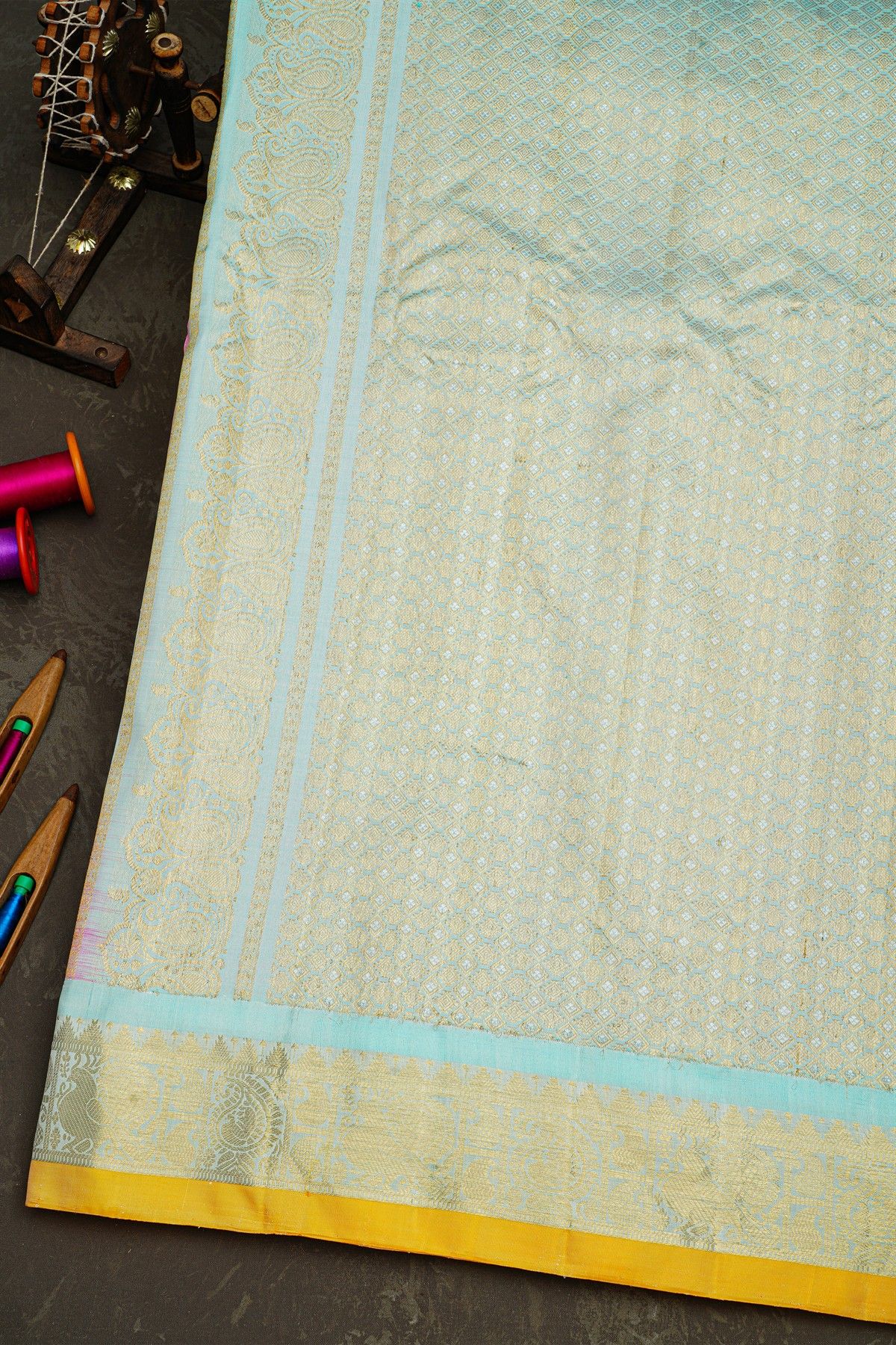 Gadwal Silk Pink Saree With Florals And Diamonds In Zari Checks Body