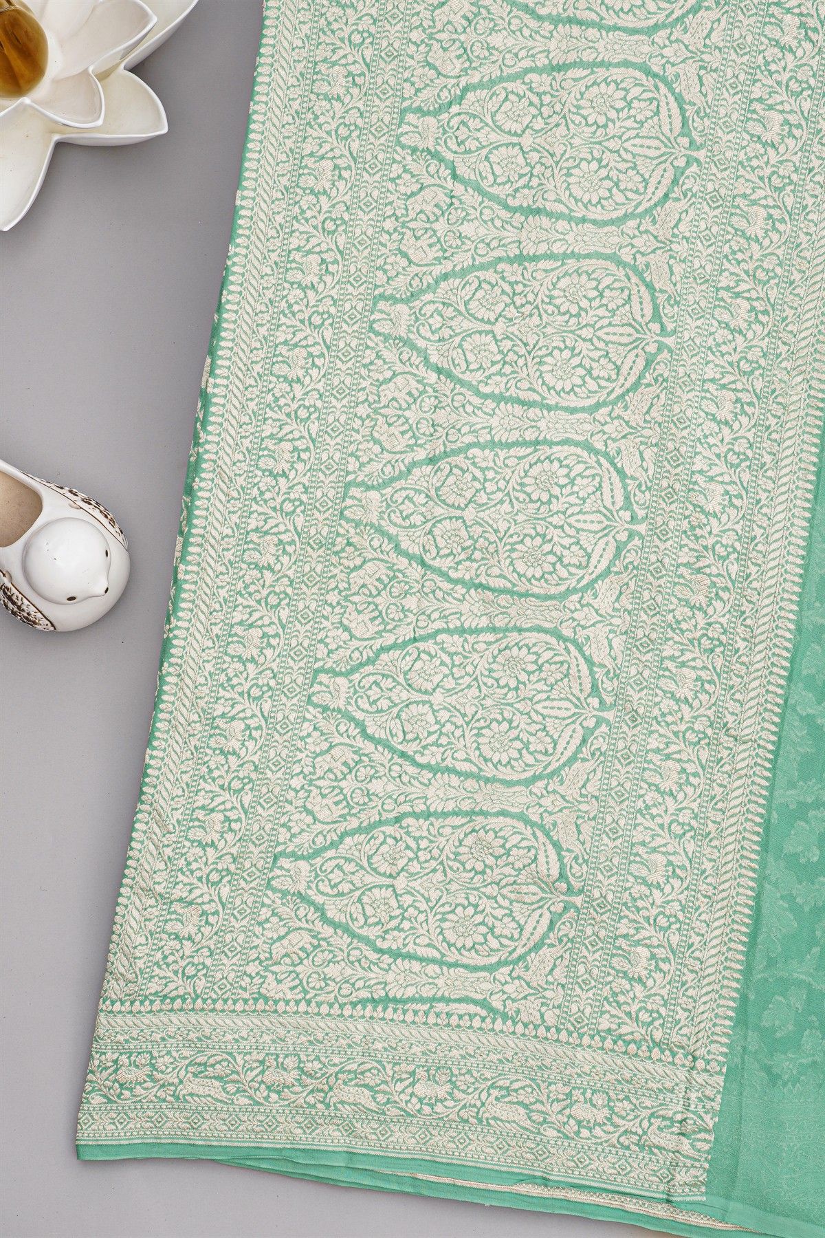 Banarasi Georgette Mint Green Saree With Florals And Leaves Jaal Body