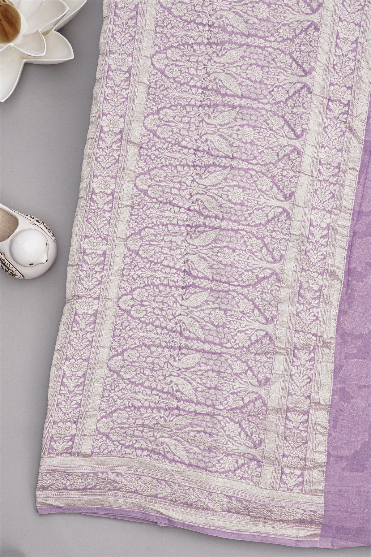 Banarasi Georgette Lilac Saree With Florals And Leaves Border