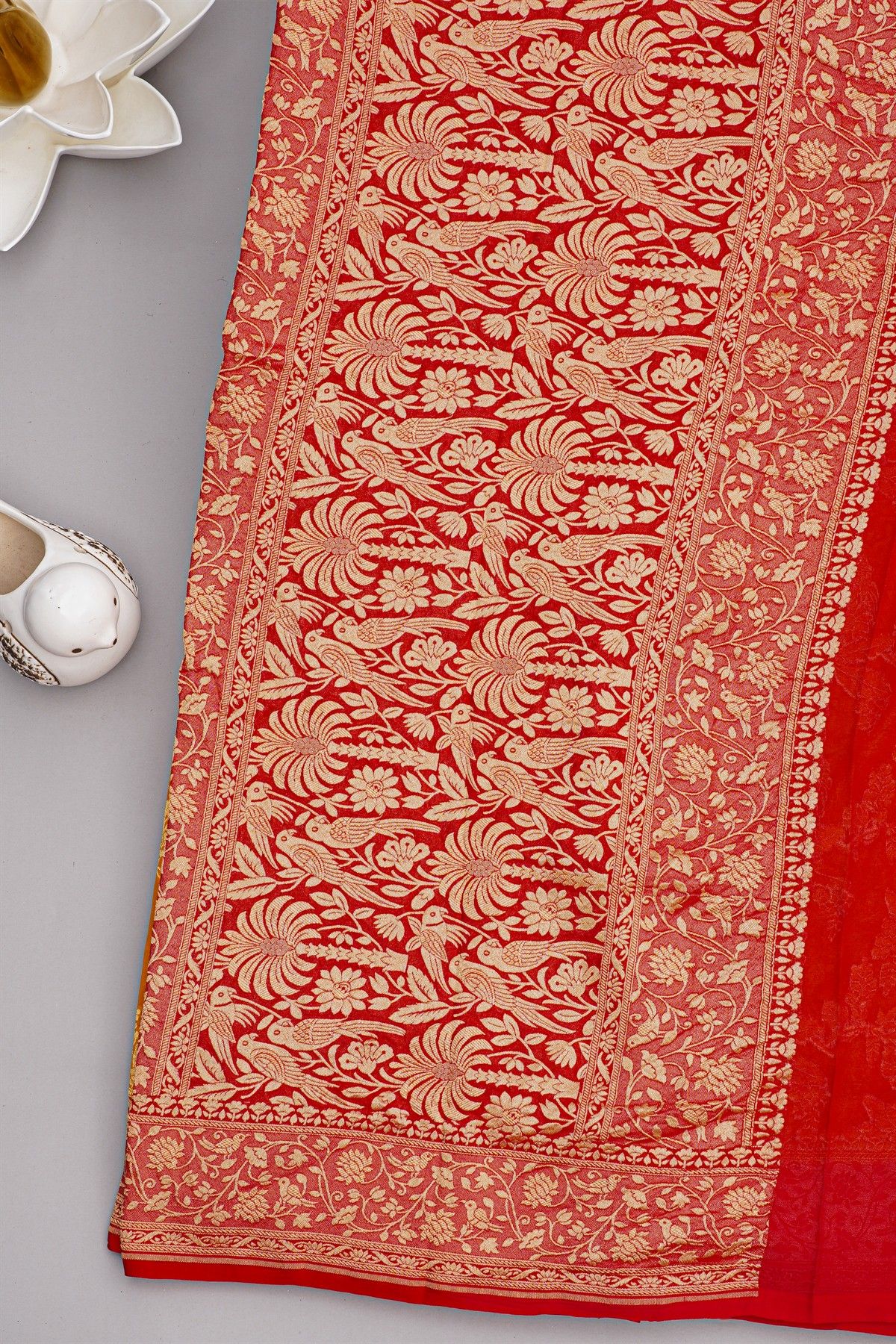 Banarasi Georgette Yellow Saree With Floral And Leaf Jaal With Birds Border