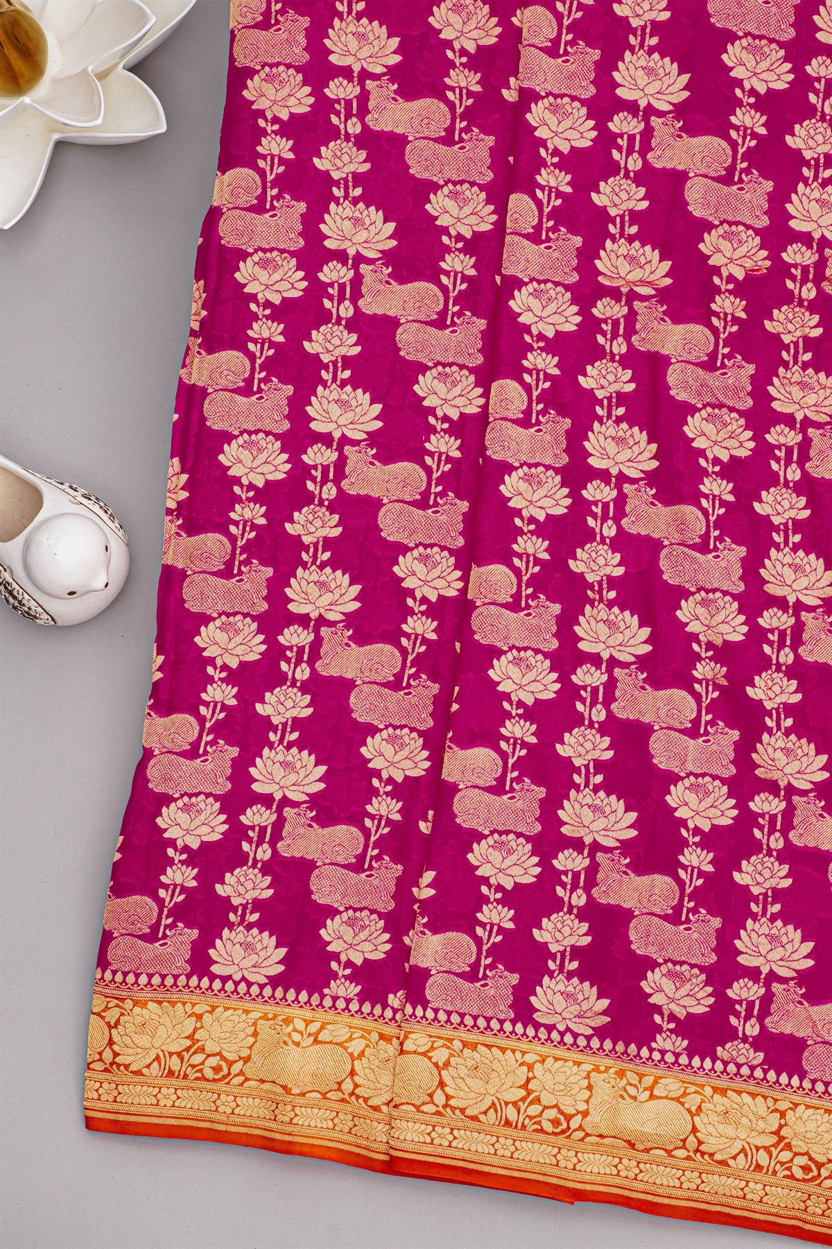 Banarasi Georgette Pink Saree With Florals And Leaves With Cows Body