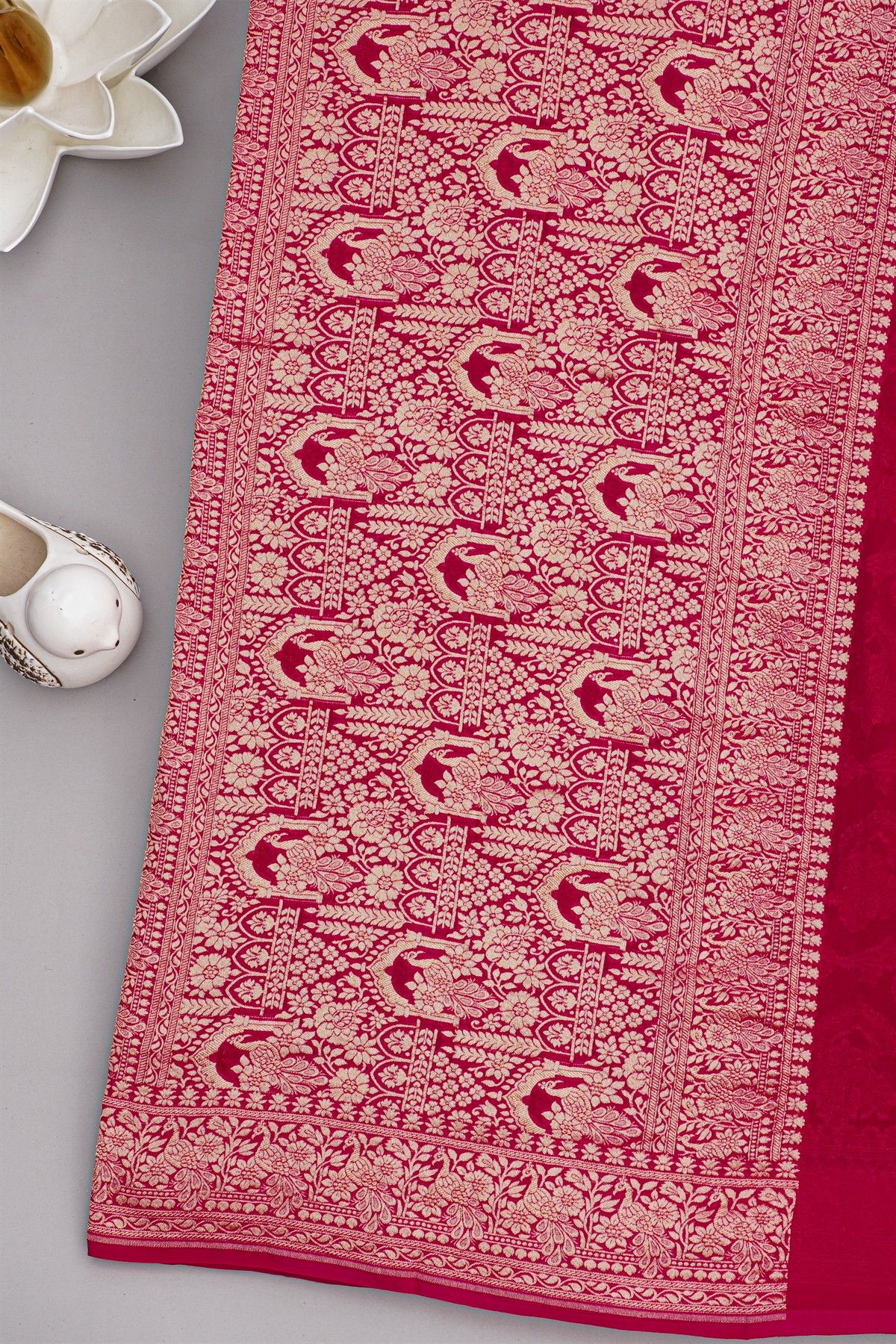 Banarasi Georgette Mehendi Green Saree With Florals And Leaves With Peacocks Body