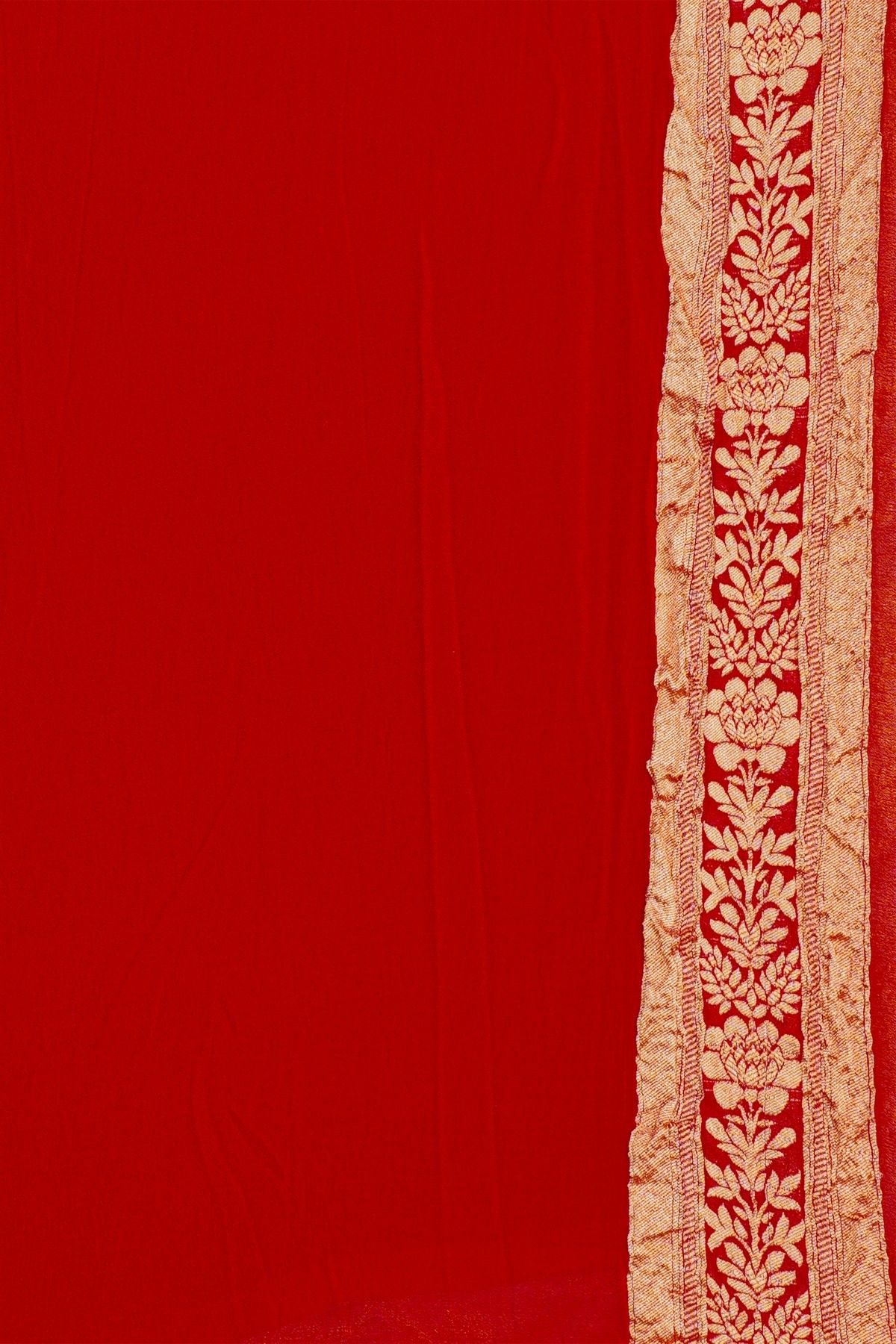 Banarasi Georgette Cream Saree With Florals And Peacocks Body