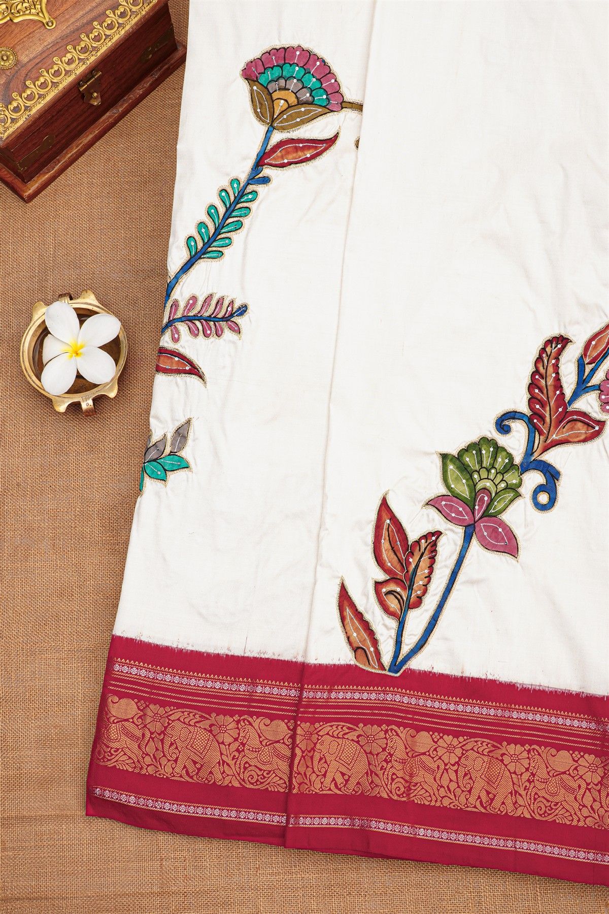 Fusion Silk Off White Saree With Florals In Thread Work Body