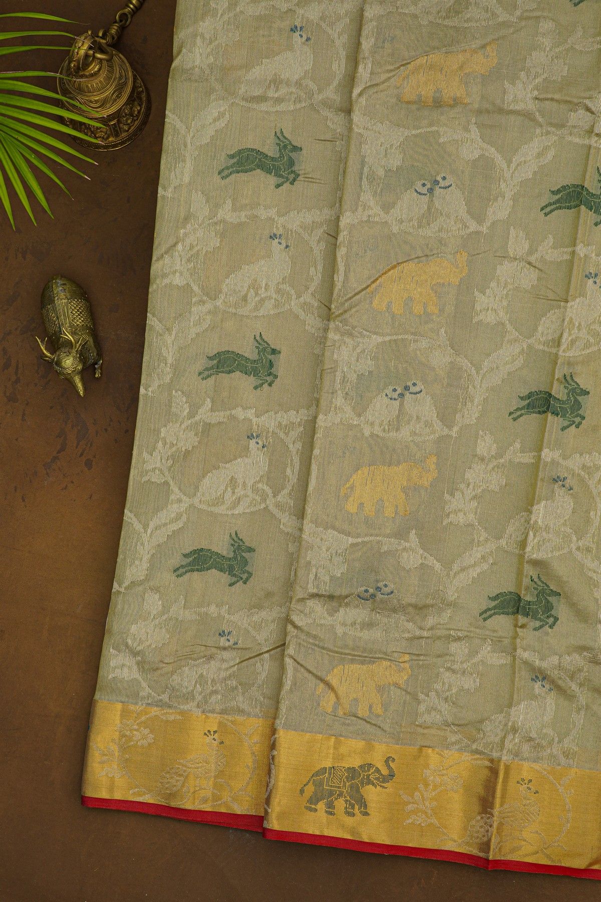 Chanderi Silk Off White Saree WIth All Over Jaal Florals And Animals