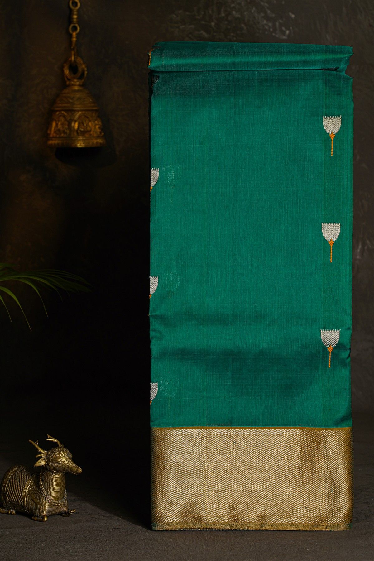Chanderi Silk Rama Green Saree With Meenakari Floral Buttis